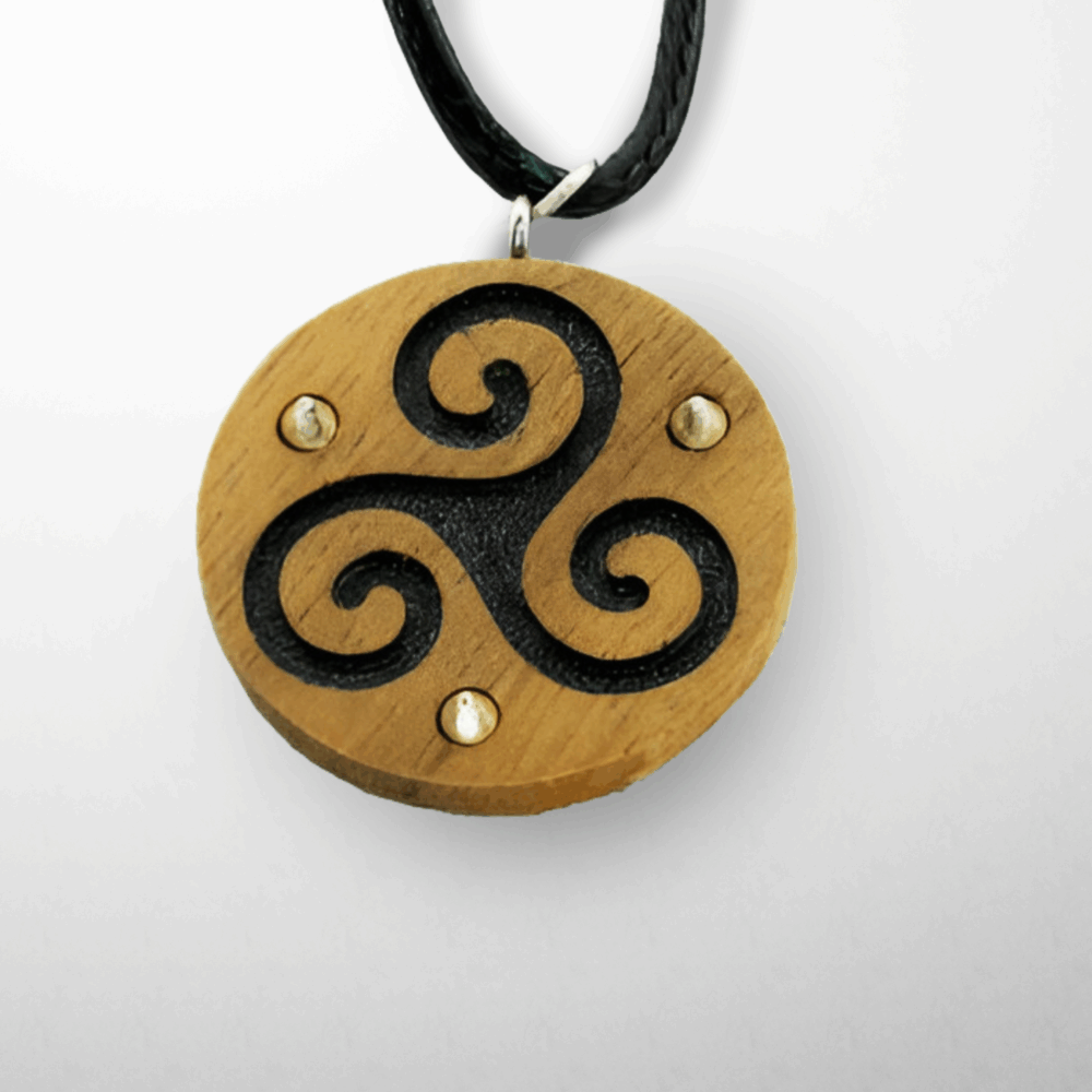 Triskele & Spikes Jewelry - Image 5