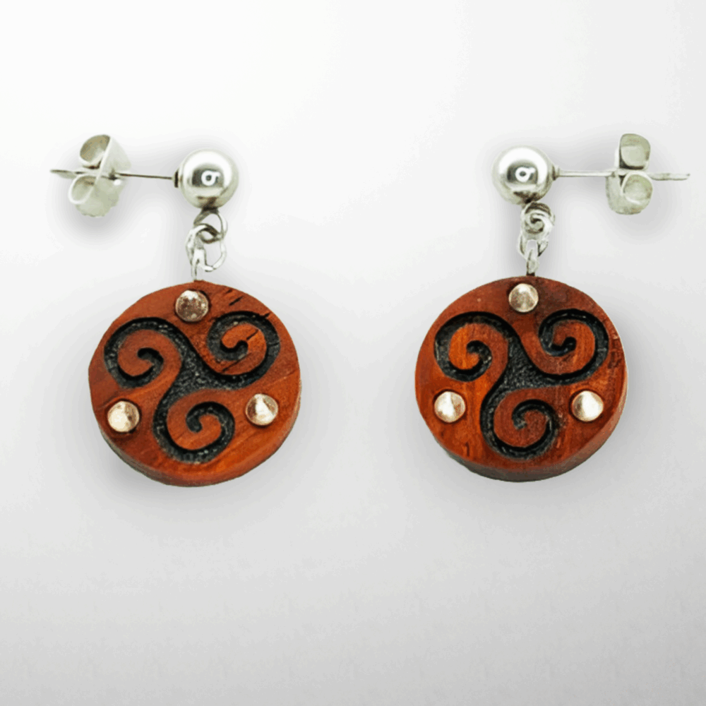 Triskele & Spikes Jewelry - Image 3